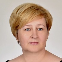 Ewa  Szacowna